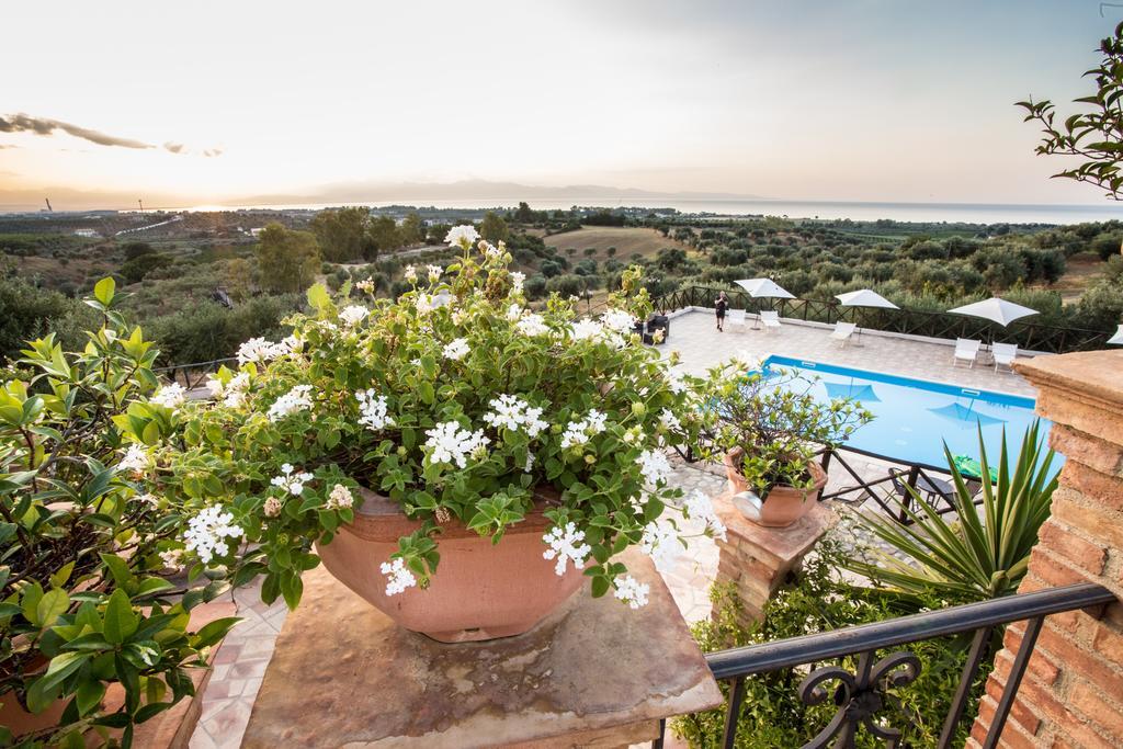 Le Colline del Gelso-Masseria Mazzei Rossano Esterno foto