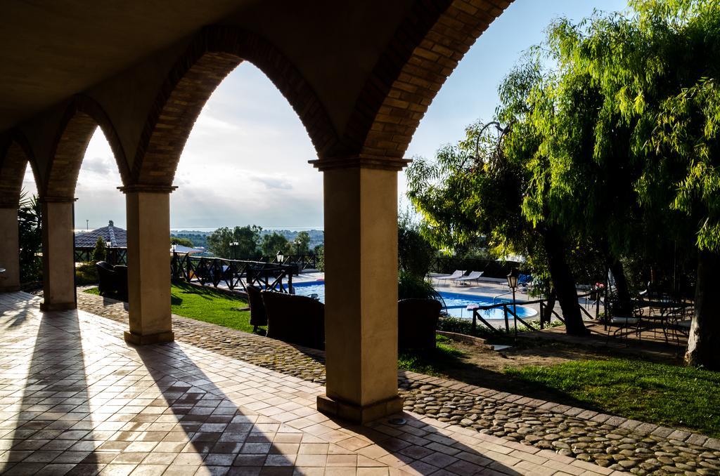 Le Colline del Gelso-Masseria Mazzei Affittacamere Rossano Esterno foto